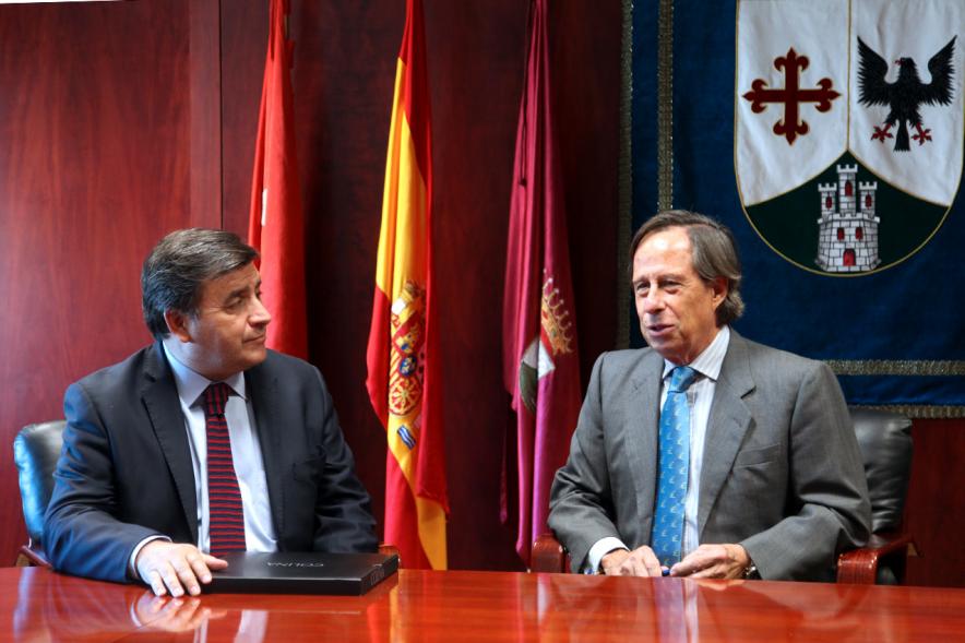 Recepción al Alcalde de Colina (Chile) -  Los dos alcaldes.