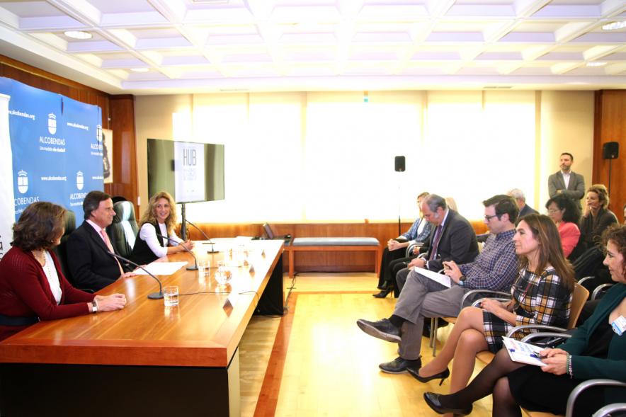 Recepción Delegación Iberoamericana IIº Edición Programa Liderazgo Público (Fundación Carolina) - Mesa de las autoridades.