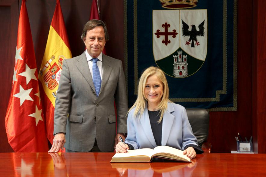 Momento de la firma