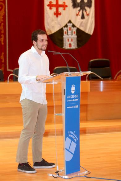 Recepción Equipo Fútbol Americano Royal Oaks Knights - Discurso de agradecimiento de uno de los jugadores del equipo.