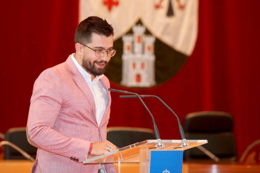 Recepción Equipo Fútbol Americano Royal Oaks Knights - Discurso del representante del equipo.