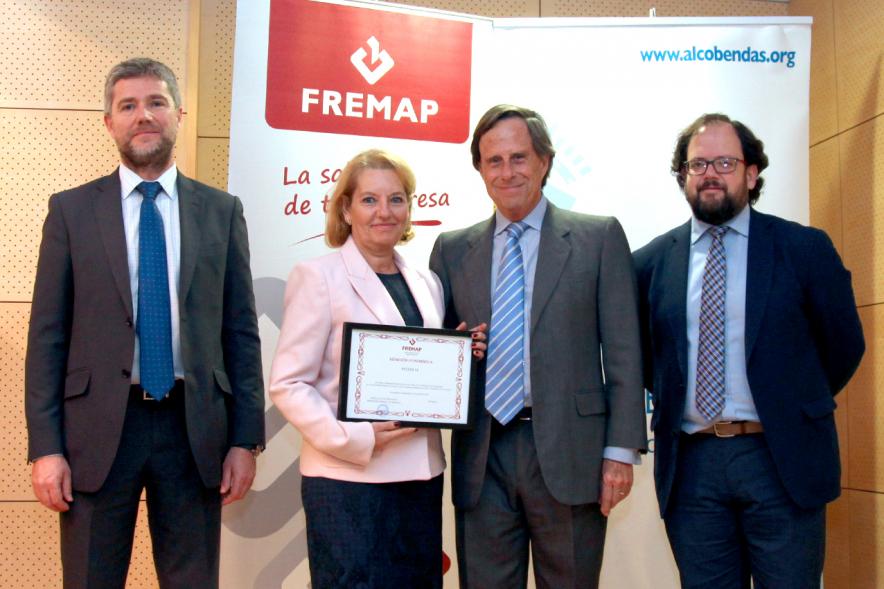Reconocimientos FREMAP - Posado de las autoridades con los representantes de Fremap