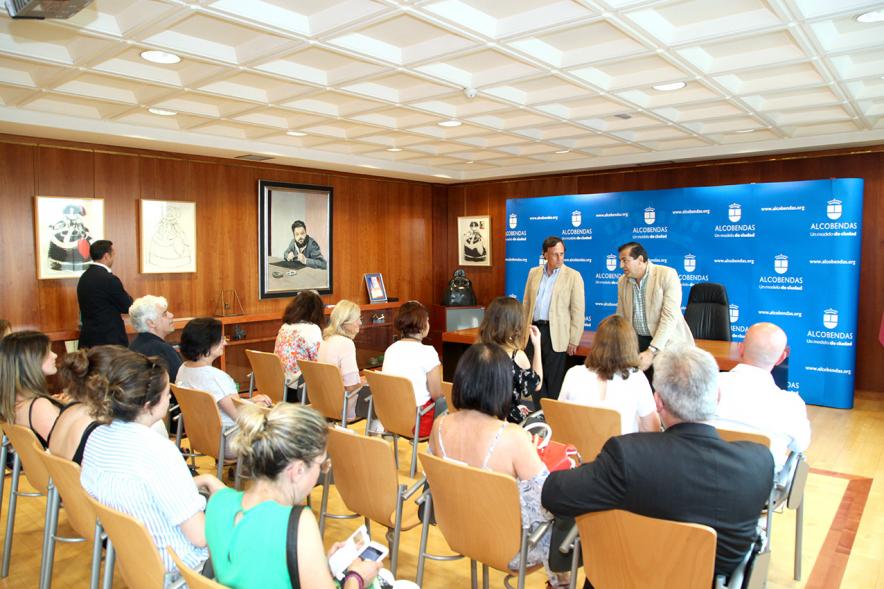 Reconocimiento Alumnas con Mejor Expediente Curso 2016-17 - Vista general del acto.