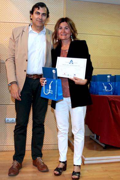 Entrega Reconocimiento Empresas por Igualdad Salarial y Alcobendas Concilia - Imagen de una de las homenajeadas.