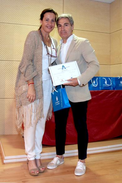 Entrega Reconocimiento Empresas por Igualdad Salarial y Alcobendas Concilia - Imagen de una de las homenajeados.