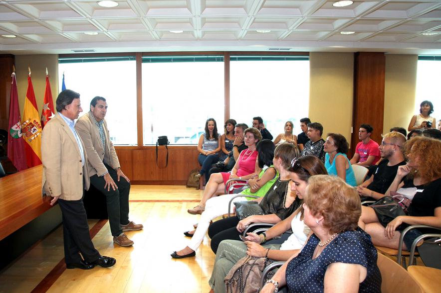 Reconocimiento Alumna ESO Colegio Juan XXIII -  Vista global del acto.