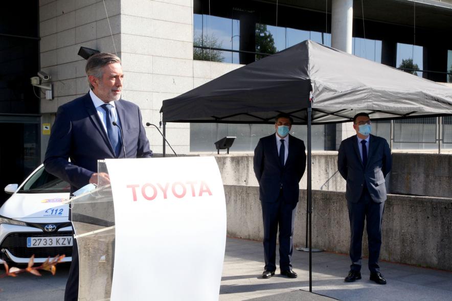 Entrega Reconocimiento a Toyota por Protección Civil de Madrid - Primer plano de Enrique López, Consejero de la Comunidad de Madrid, dirigiendo unas palabras a Protección Civil. 