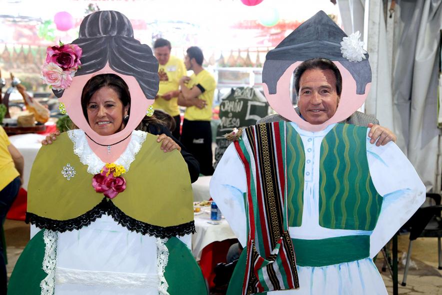 Miembros del consistorio durante la visita