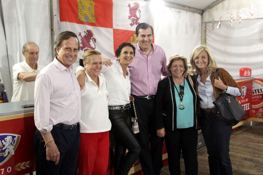 Delegación municipal durante la visita