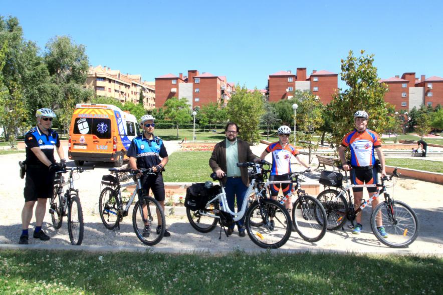 Refuerzo de Patrullaje en Bicicleta de la Policía Local - Imagen de policías patrullando en bicicleta.