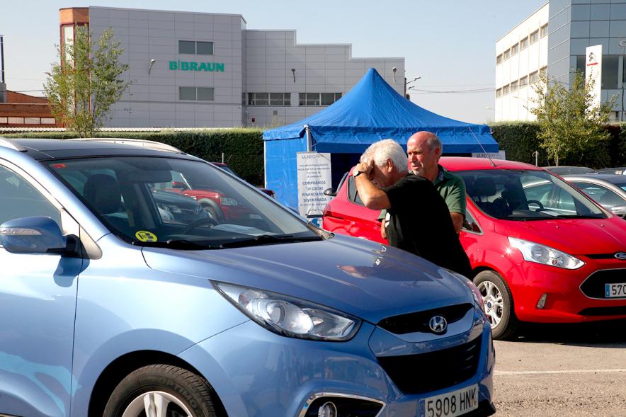 Inauguración Renovauto 2017 - Asistentes a la feria de coches.