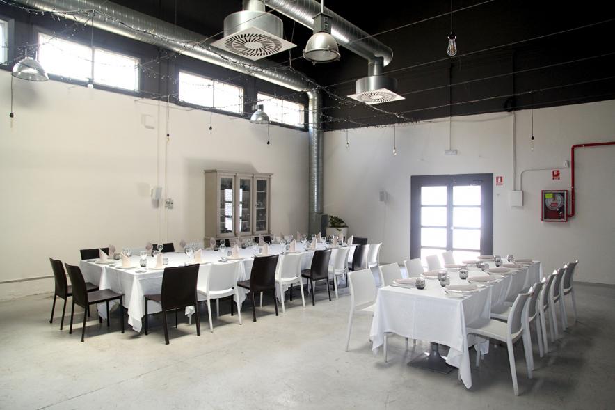 Inauguración Restaurante La Roseta - Imagen del comedor del restaurante.