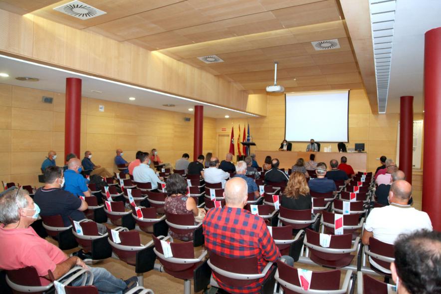 Evento visto desde detrás del público