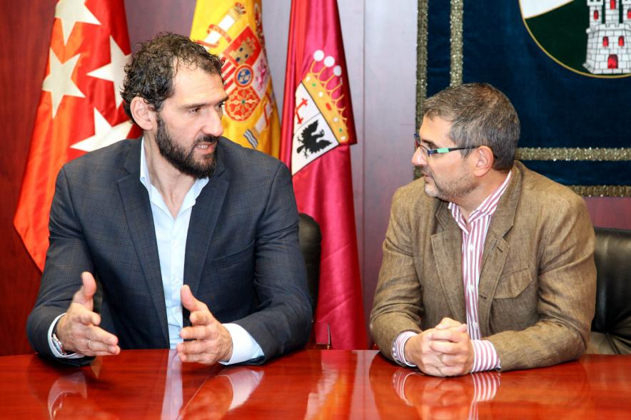 Reunión del Alcalde Rafael Sánchez Acera con Jorge Garbajosa - 2019
