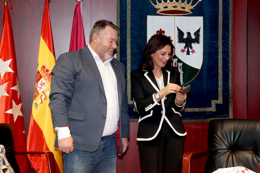 Recepción Selección Nacional de Rugby de Canadá - Imagen de personas presentes en el acto.