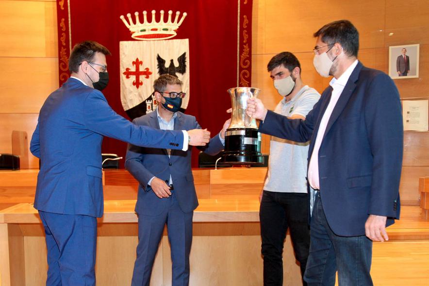 Autoridades y Participantes. . Recepción Equipo Lexus Alcobendas Rugby Campeón de la Copa del Rey – 2020