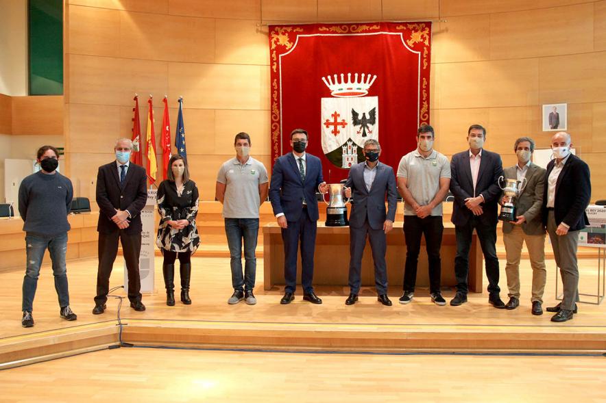 Autoridades y Equipo de Rugby. Recepción Equipo Lexus Alcobendas Rugby Campeón de la Copa del Rey – 2020