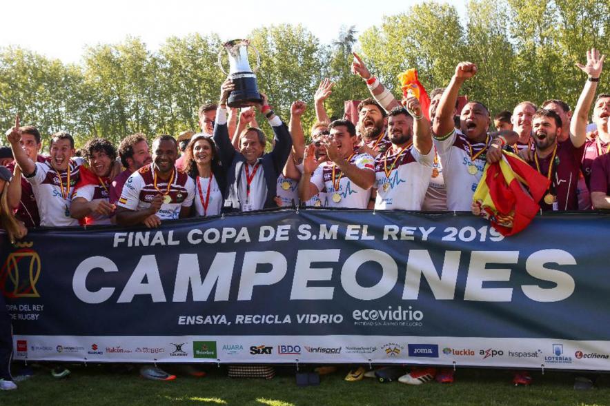 Alcalde Ignacio Vinuesa y equipo de rugby. Celebración Copa del Rey de Rugby - 2019