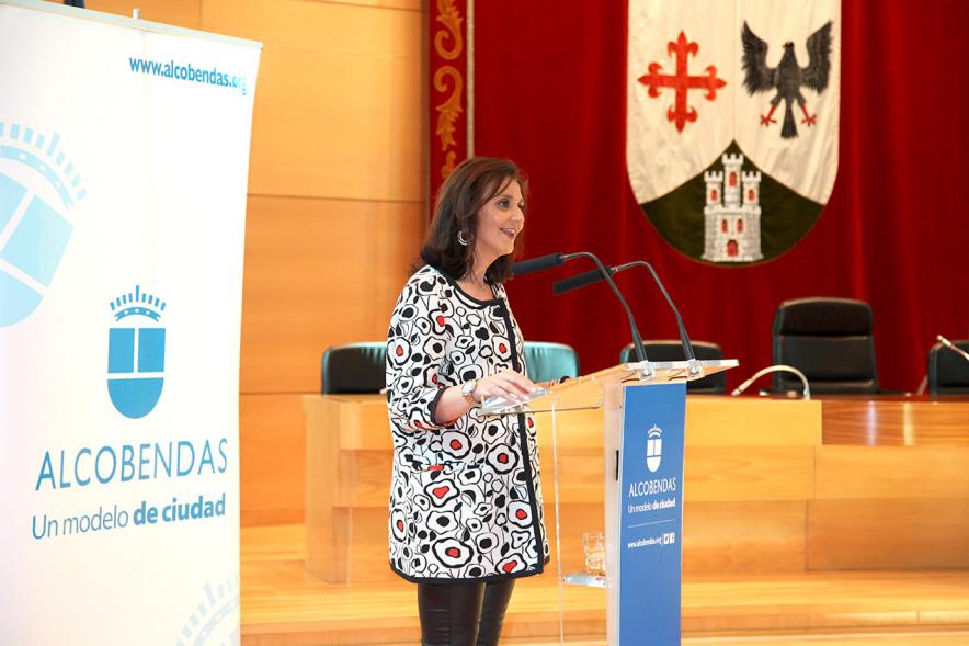 Recepción del Equipo de Rugby Campeón de la Copa del Rey - Imagen de la concejal de Deportes, Mar Rodríguez, en un momento de su discurso.
