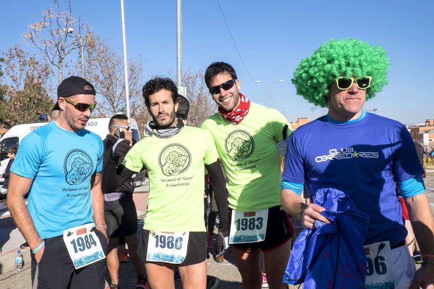 San Silvestre 2016 -  Unos participantes disfrazados.