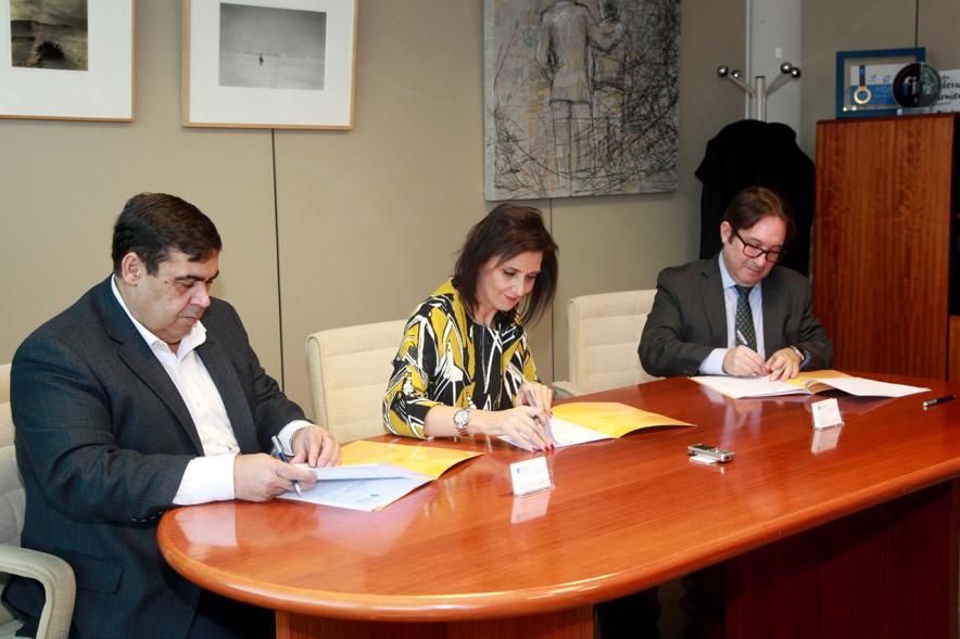 Momento de la firma