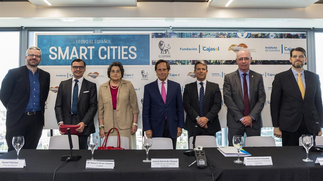 Foro Smart Cities (Fotos Jesús Umbría) - Posado de los empresarios y las autoridades. 152093