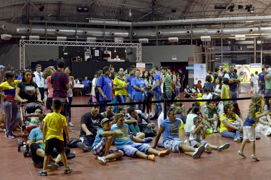Festival Gastronómico y Cultural - Sabor a Colombia -Imagen del público asistente.