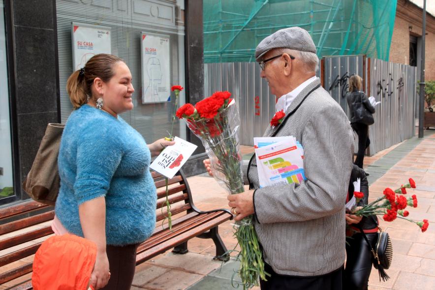 Reparto de Claveles y Revista de San Isidro 2016 - 119003