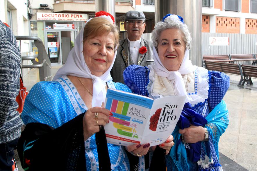 Reparto de Claveles y Revista de San Isidro 2016 - 119014