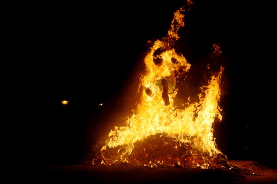Noche de San Juan 2016 - Imagen de la hoguera de San Juan.