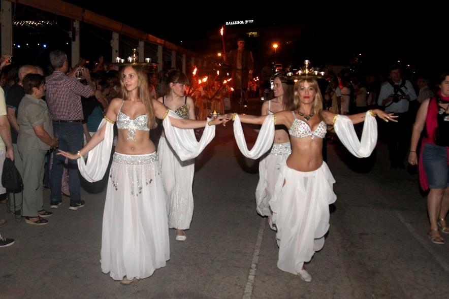 Noche de San Juan 2016 - Participantes en el desfile.