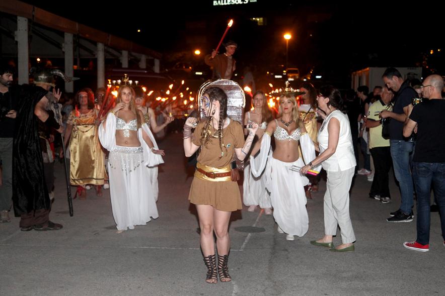 Noche de San Juan 2016 - Participantes en el desfile.