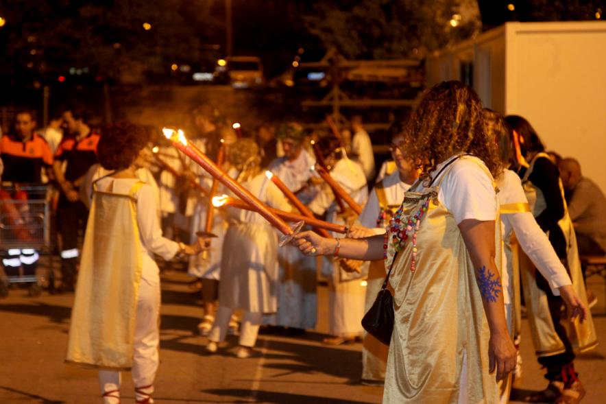Noche de San Juan 2016 - Participantes en el desfile.