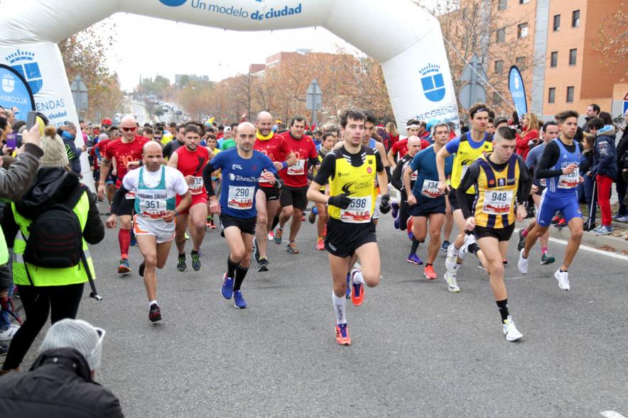 San Silvestre 2017 -  Imagen de corredores a la salida de la carrera.