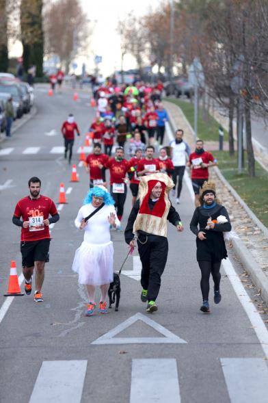 San Silvestre 2017 - Imagen panorámica de un momento de la carrera.