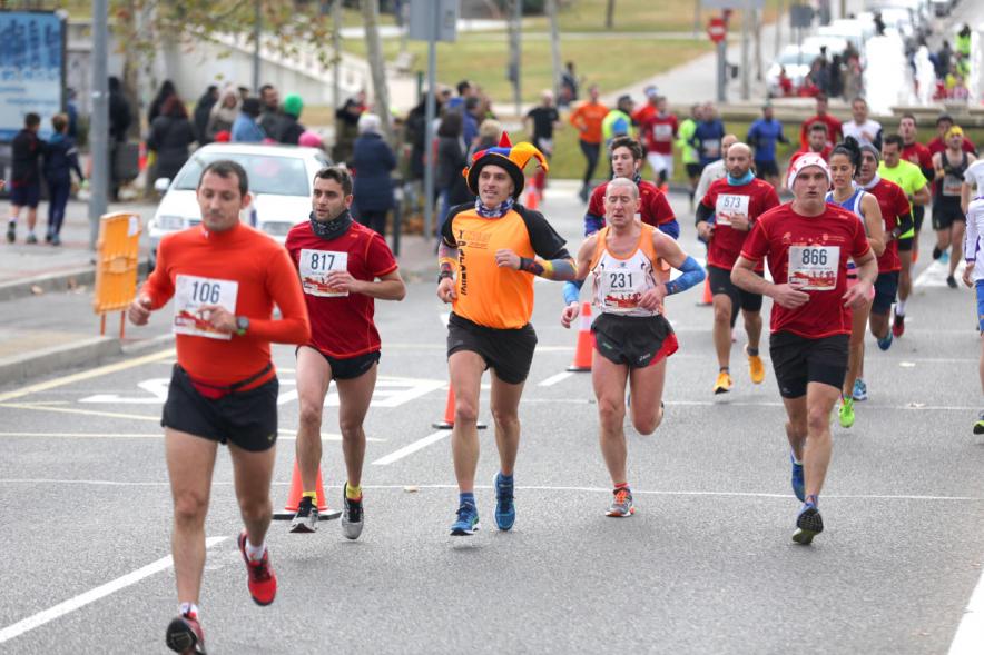 San Silvestre 2017 - Imagen de corredores durante la carrera.