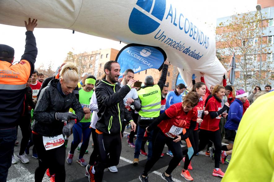 San Silvestre 2017 - Imagen de corredores a la salida de la carrera.