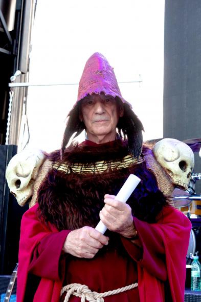 Brujo director del evento