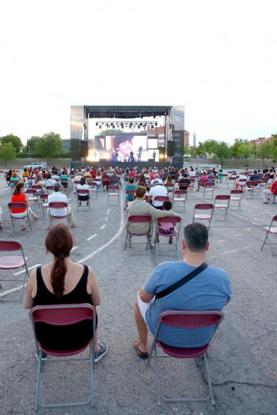 Asistentes durante el concierto