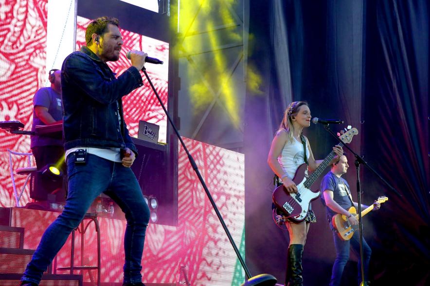 Actuación musical durante el evento