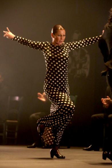 Actuación de Sara Baras - Sara Baras bailando.