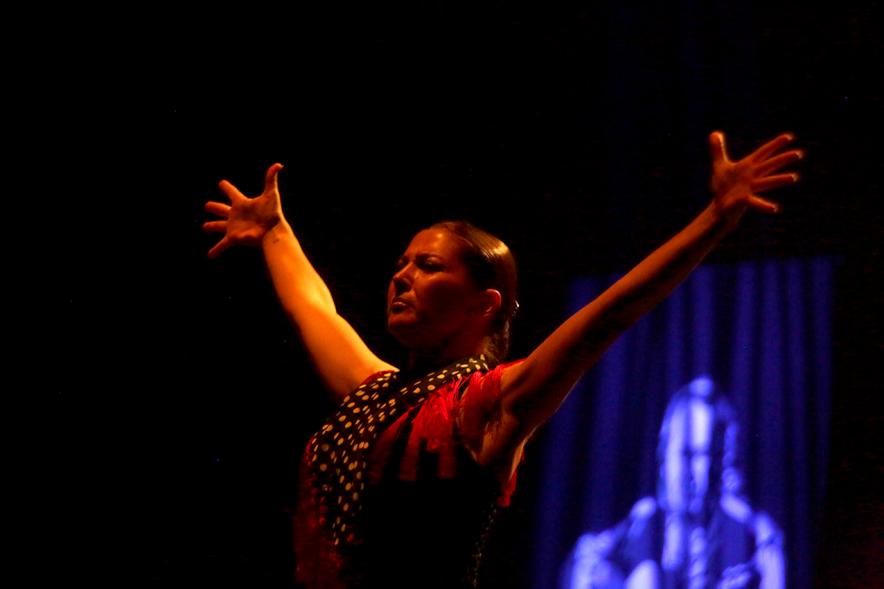 Actuación de Sara Baras - Sara Baras bailando.