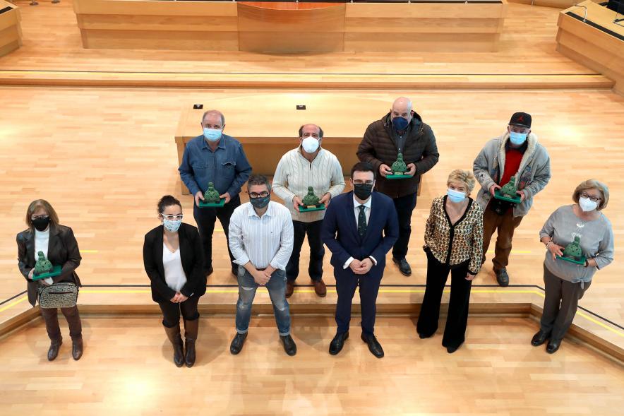 Homenajeados con autoridades