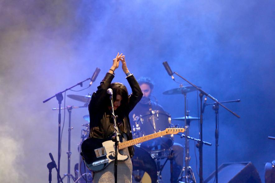Miembros de la banda en un momento del concierto