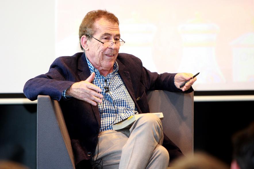 Presentación del Libro Shangri-la de Fernando Sánchez Dragó - Imagen del escritor Sánchez Dragó en un momento de la presentación de su libro.