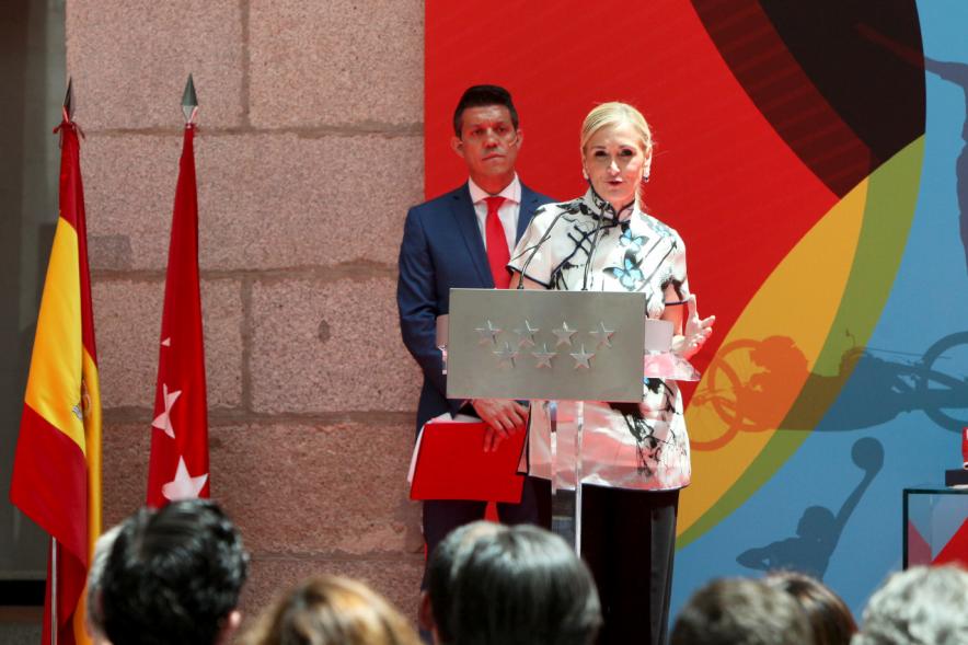La presidenta de la CAM durante su discurso