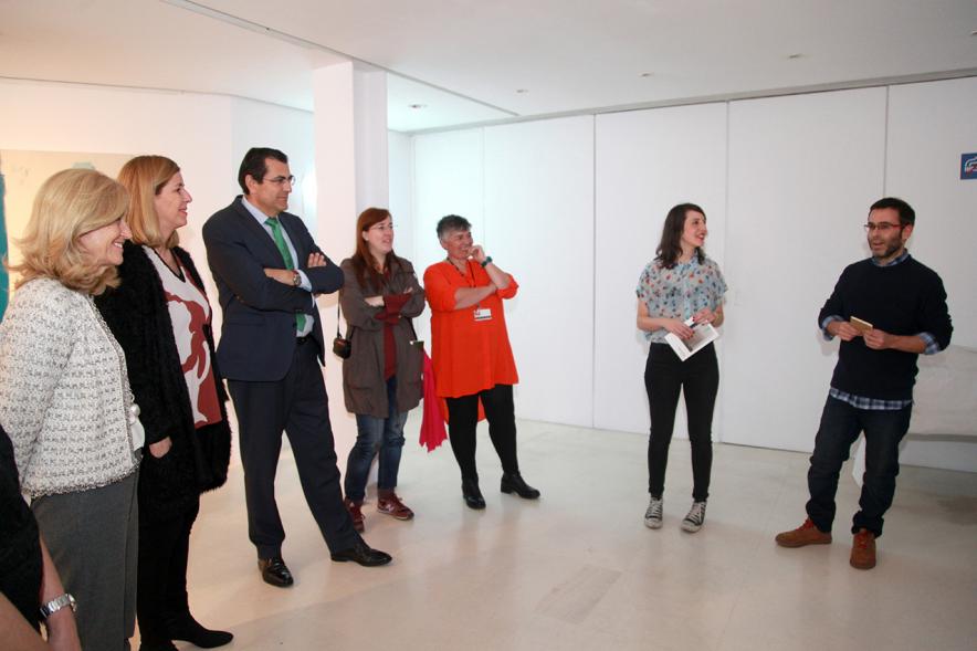 Inauguración Exposición "Sinestesia" de Virginia Rivas en el C.C. Anabel Segura - Las autoridades con la autora. 