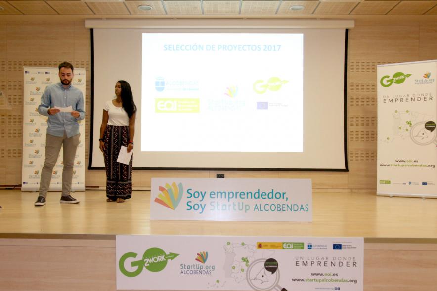 Selección de Proyectos Vª Edición StartUp Alcobendas - Imagen de uno de los ponentes dirigiéndose al público asistente.