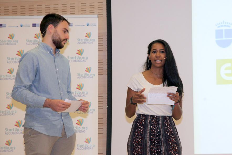 Selección de Proyectos Vª Edición StartUp Alcobendas - Imagen d los presentadores del acto.