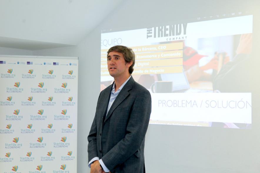 Presentación de Empresas Aceleradas por el Programa StartUp Alcobendas - Primer plano de uno de los participantes.